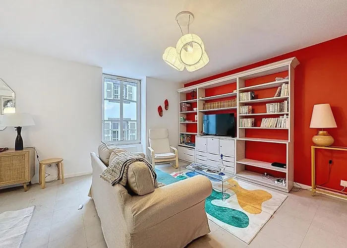 Hyper Centre Style & Confort 4personnes ! *